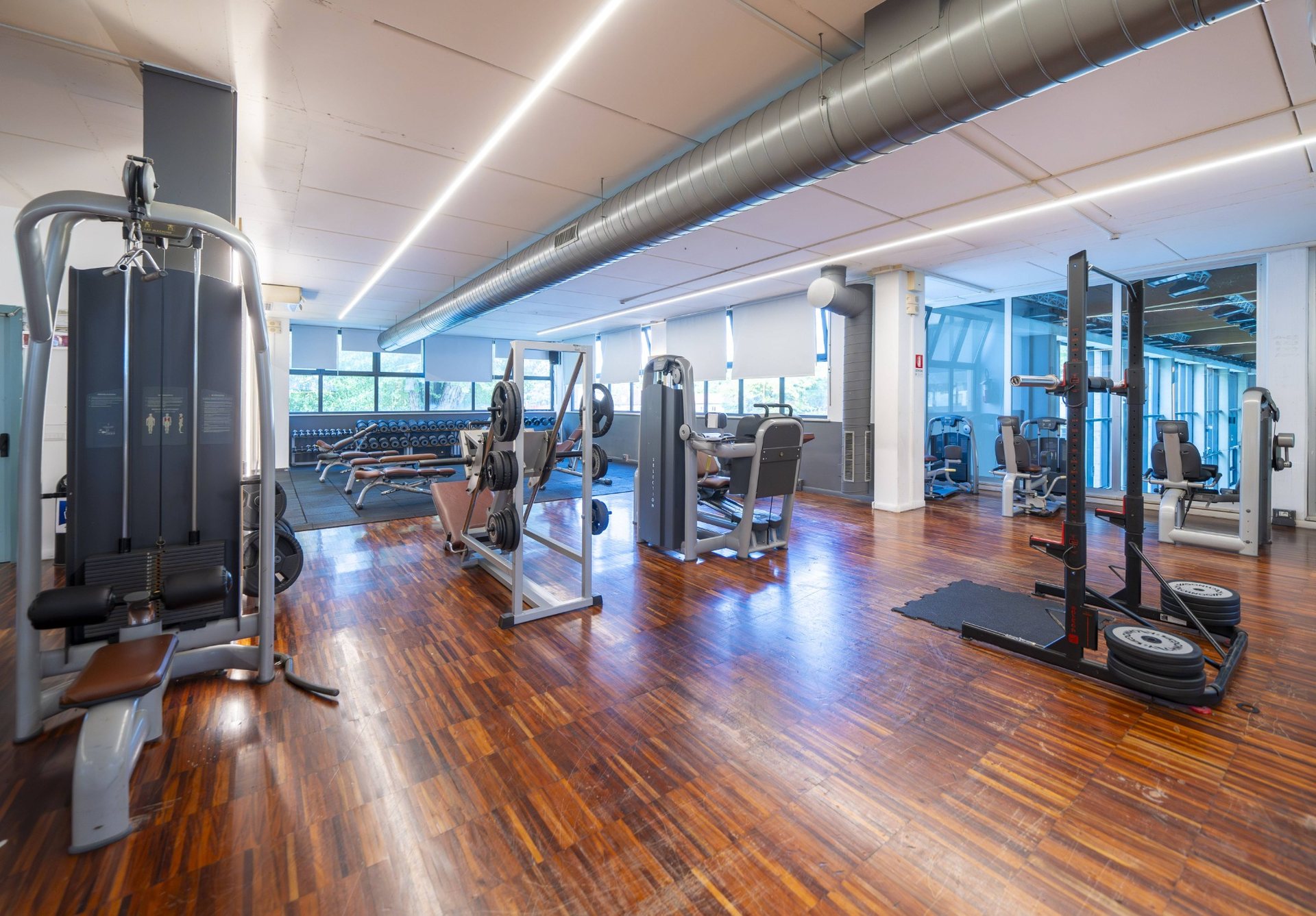 mantova_01_sala_fitness_madera